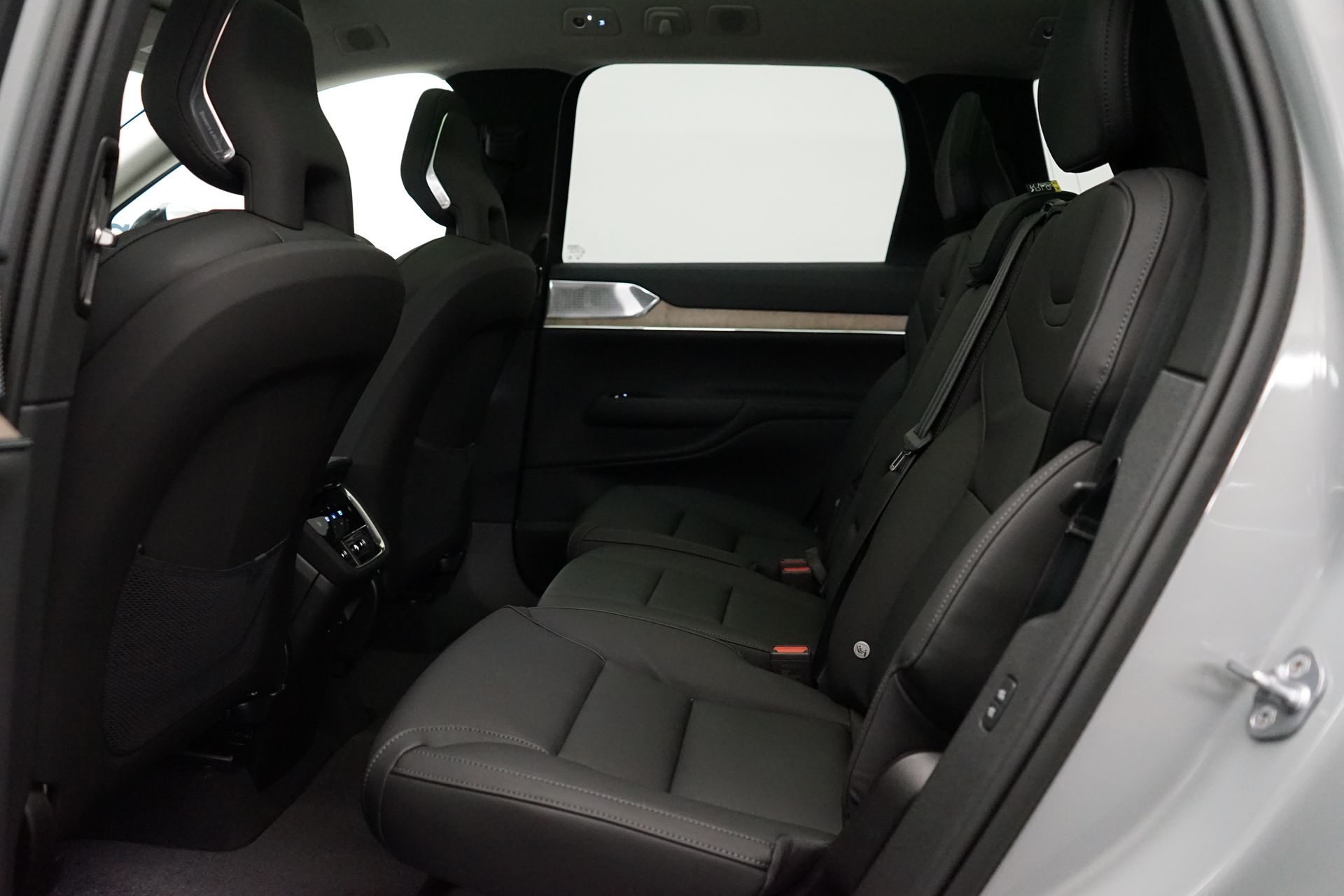 Volvo EX90 Twin M Perform Ultra 7s 2026, bild 6/10