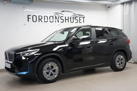 BMW iX1 xDrive30 306HK | SVENSKSÅLD