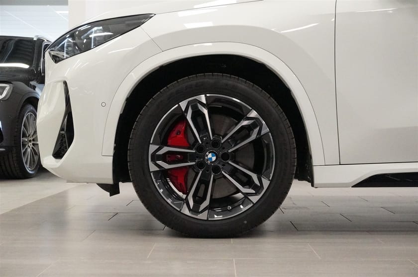 Bild 2 av BMW X1 sDrive18i M Sport Pro Drag Kamera DAP