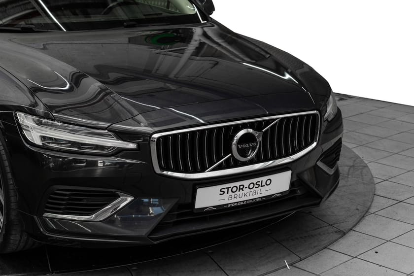 Bilde 2 av Volvo V60 T8 Twin Engine Inscription/ACC/Krok/360/Navi/HUD/Pano
