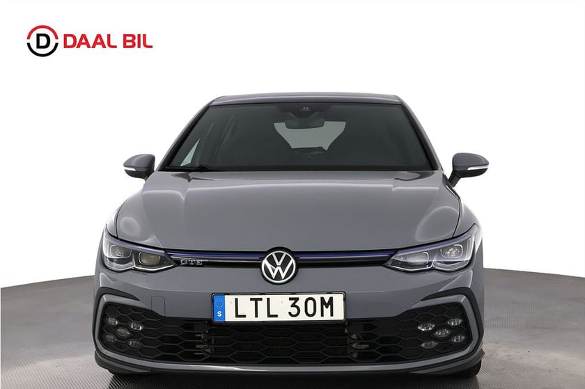 Bild 2 av Volkswagen Golf GTE 1.4 TSI 13 kWh 245HK P-VÄRM PANO NAVI NFC APP-CON