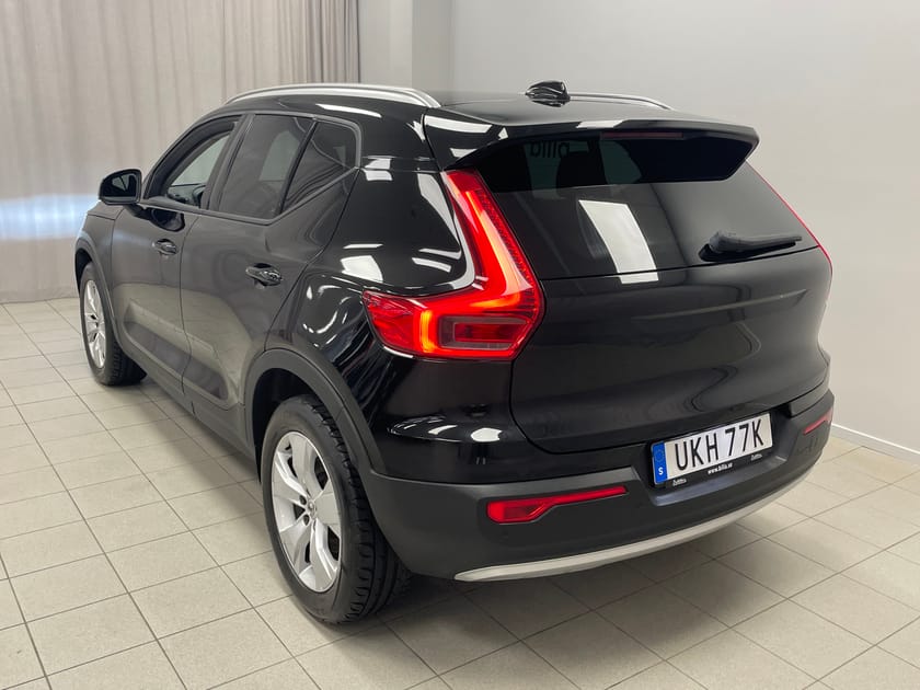 Bild 3 av Volvo XC40 D3 AWD Momentum Edition
