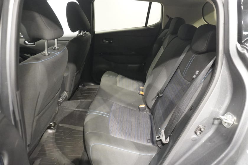 Bild 5 av Nissan Leaf N-Connecta 39 kWh 360° LED