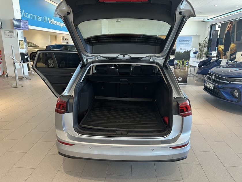 Bild 5 av Volkswagen Golf Sportscombi LIFE 1,5 ETSI 150 HK DSG7