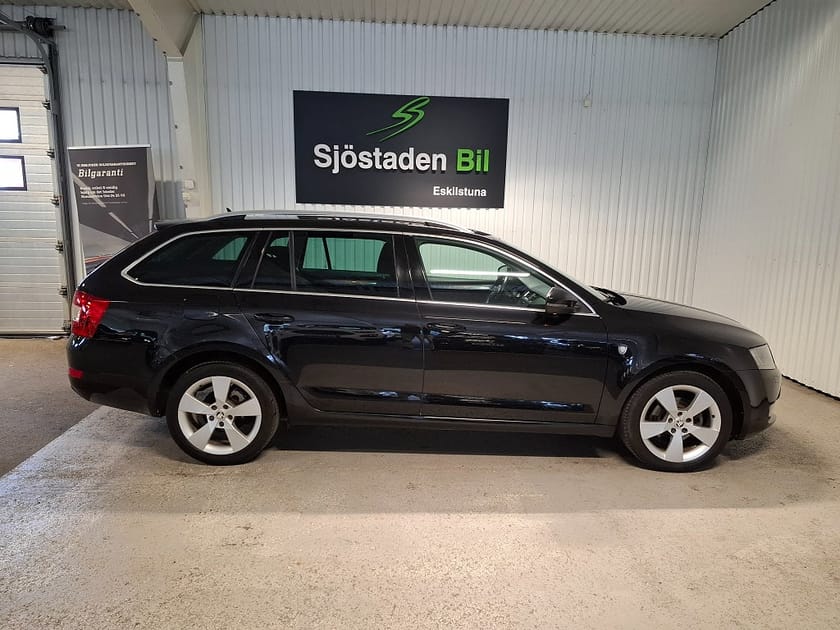 Bild 4 av Škoda Octavia Kombi Skoda 1.4 TSI Elegance Drag App Connect Värmare GPS