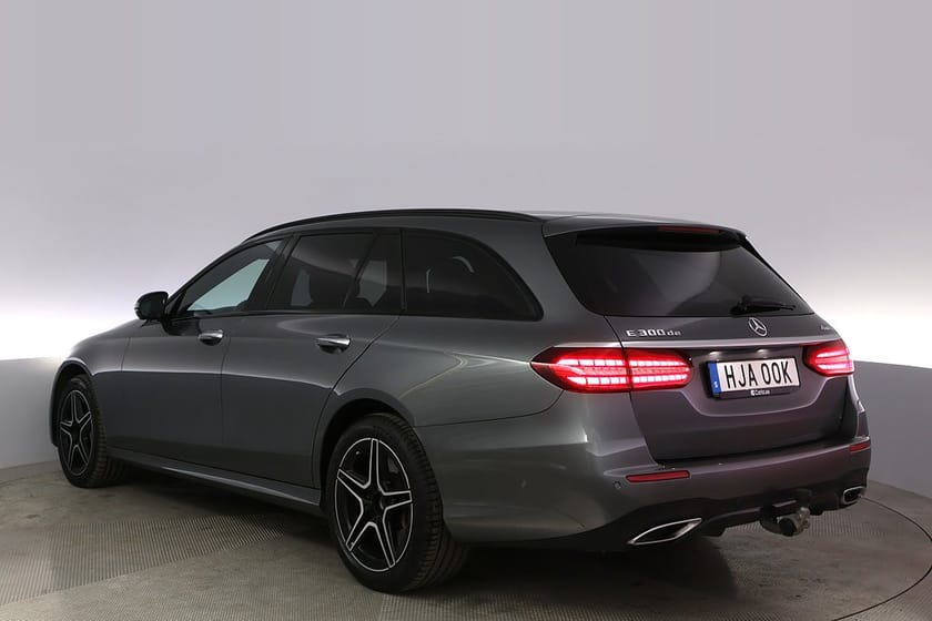 Bild 4 av Mercedes-Benz E 300 T de 4MATIC E300 AMG Drag Elstol 360 Navi