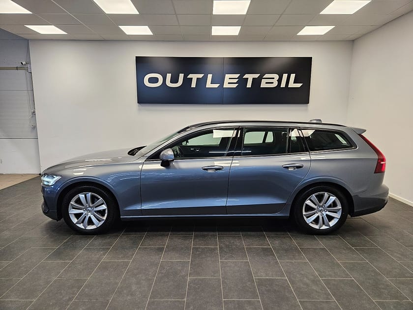 Bild 2 av Volvo V60 D4 190hk Momentum Värmare Backkamera Navi Drag VOC