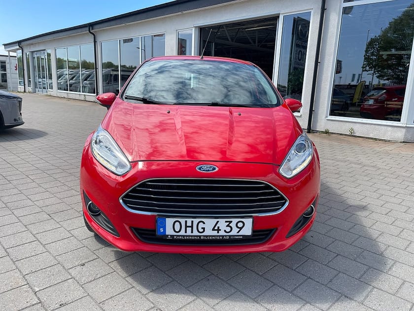 Bild 2 av Ford Fiesta 1.0 EcoBoost Titanium NY KAMREM