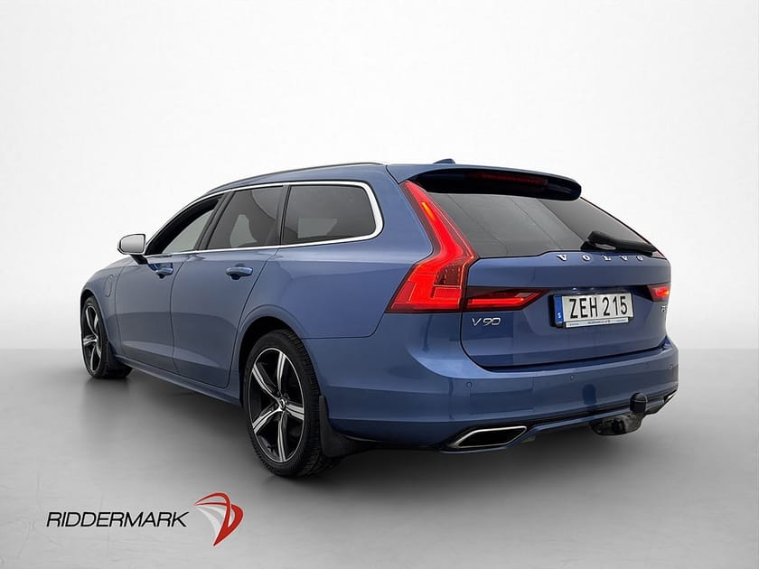 Bild 5 av Volvo V90 Recharge T8 AWD R-Design H/K Värm HUD  360° Drag