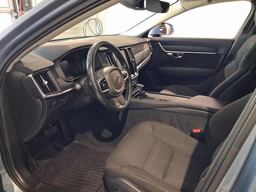 Bild 3 av Volvo V90 D3 Business 150hk