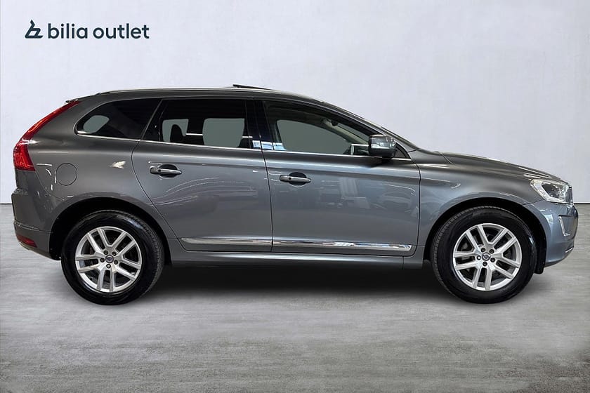 Bild 5 av Volvo XC60 D4 AWD aut Classic Summum 190hk Pano Navi Drag B-kamera