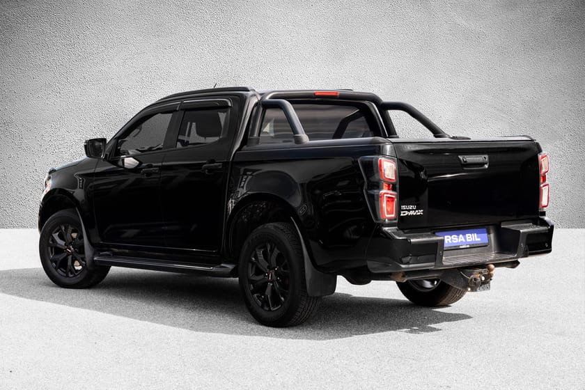 Bilde 2 av Isuzu D-Max Dobbelcab 1,9 Dob Cab Black/Magnum Edition. H feste/Nybilgaranti