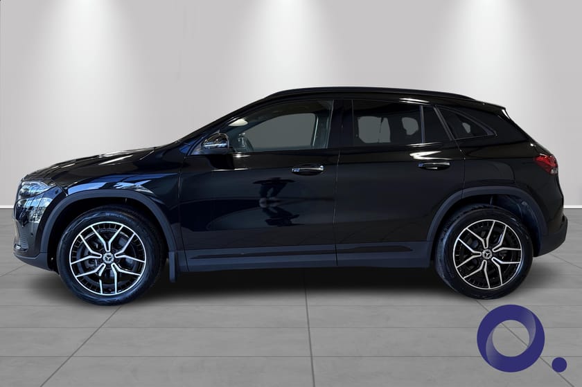 Bilde 2 av Mercedes-Benz EQA 300 4MATIC