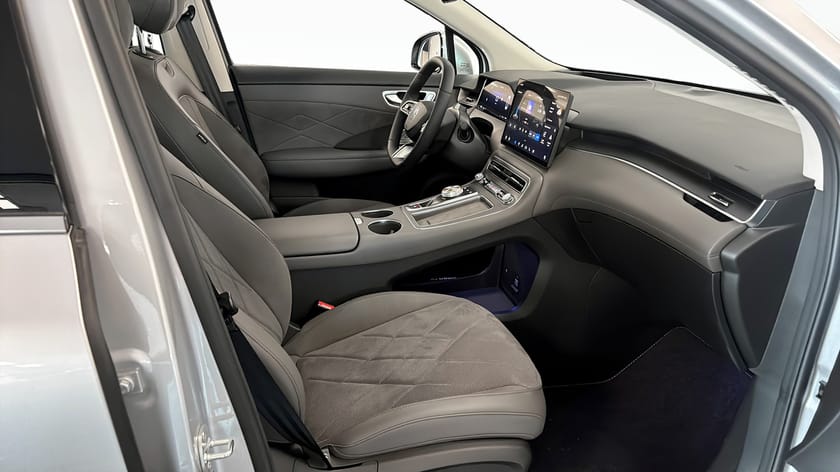 Bild 3 av MG S6 EV Dual Motor LUXURY 77 KWH AWD - LADDKORT 15 000KR