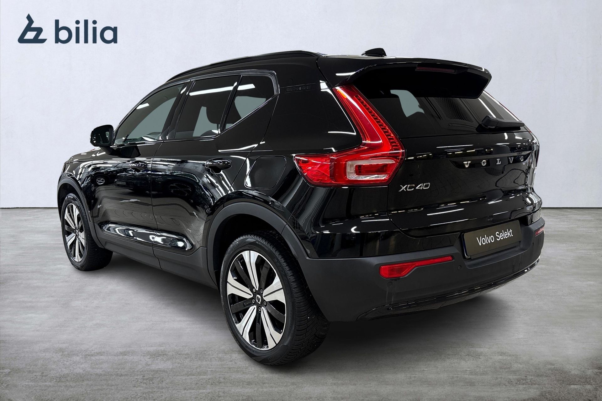 Volvo XC40 Recharge Plus Edition 2023, bild 2/10