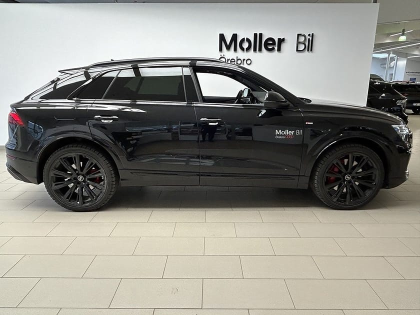 Bild 3 av Audi Q8 60 TFSI e quattro Q 490hk Selection /Laser /Head-up /360 /Pano