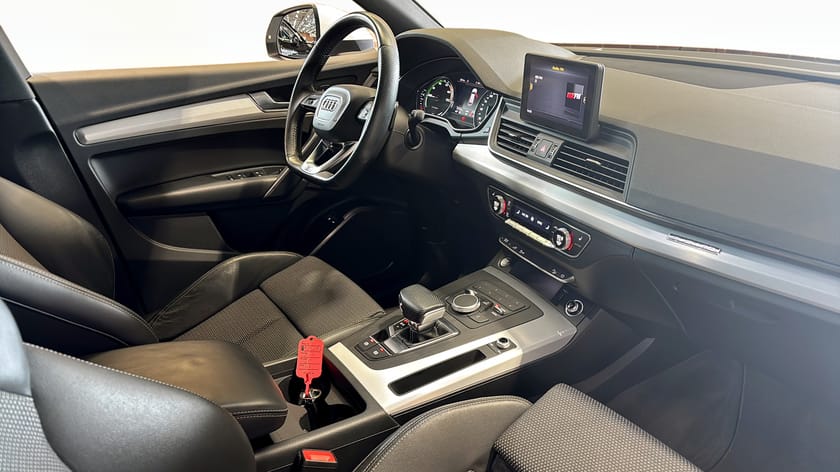 Bild 3 av Audi Q5 55 TFSI e quattro 