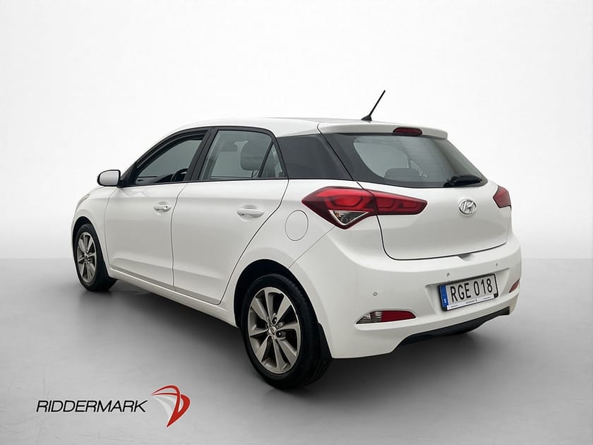Bild 5 av Hyundai i20 1.4 101hk Premium Rattvärme Bluetooth