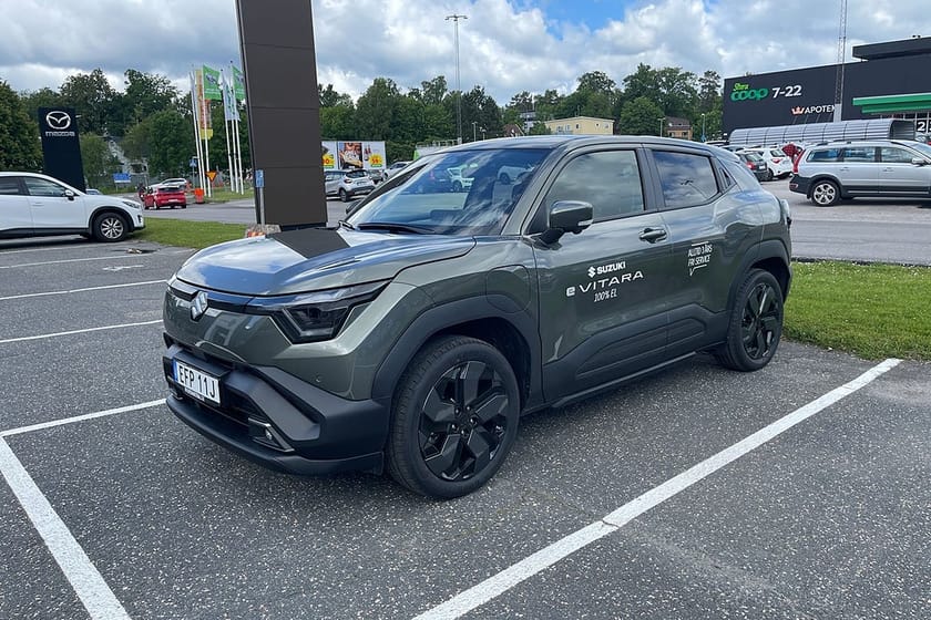 Bild 1 av Suzuki e Vitara Inclusive 61 kWh 4x4
