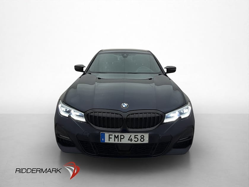Bild 2 av BMW 330e xDrive Sedan M Sport H/K Cockpit HuD Kamera Navi CarPlay