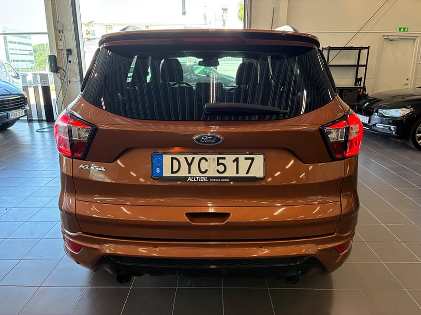 Bild 4 av Ford Kuga 2.0 TDCi AWD Powershift ST-Line Navi/Drag