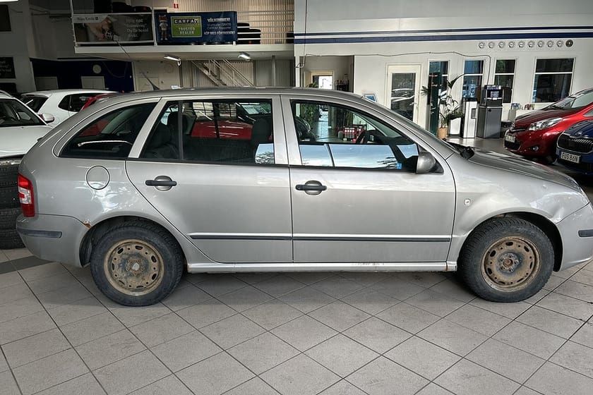 Bild 2 av Škoda Fabia Kombi Skoda 1.4 Euro 4 / SUPERDEAL 3.95& / GDS BIL