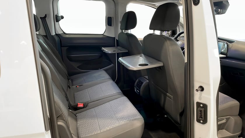 Bild 5 av Ford Tourneo Connect Titanium L1 1.5 ECOBOOST PHEV | Räckvidd 119km |