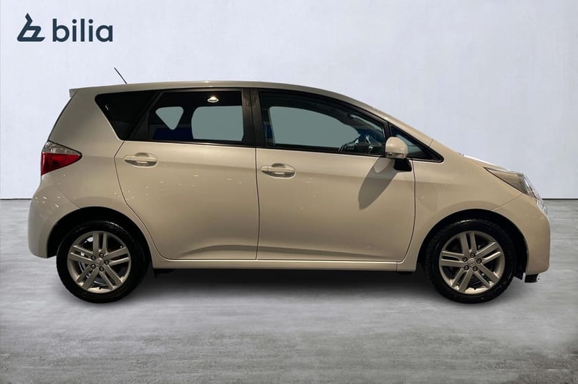 Bild 4 av Toyota Verso-S 1.33 Dual VVT-i Multidrive S B-Kamera Keyless 99HK