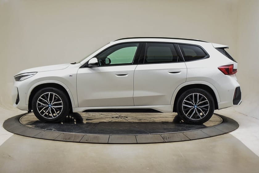 Bilde 2 av BMW iX1 xDrive30