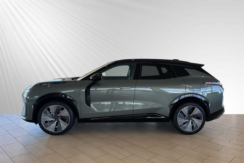 Bild 2 av Lynk & Co 08 PHEV