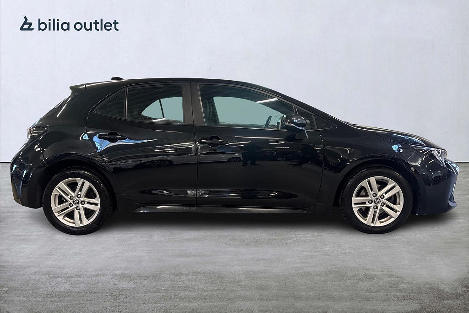 Toyota Corolla Hybrid e-CVT Active 122hk 2022, bild 5/10