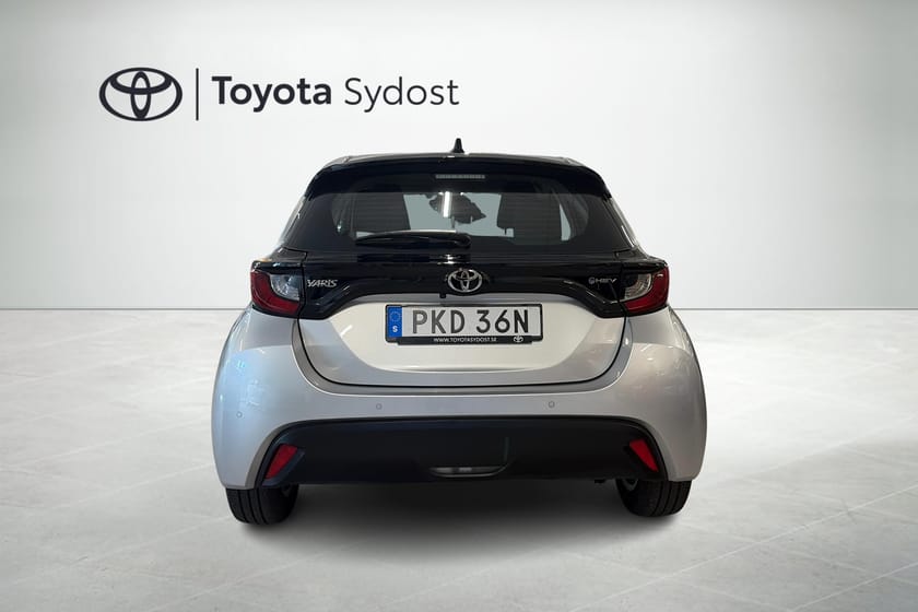 Bild 4 av Toyota Yaris Hybrid 115 Active Komfortpaket P-sensorer Carplay Rattvärme