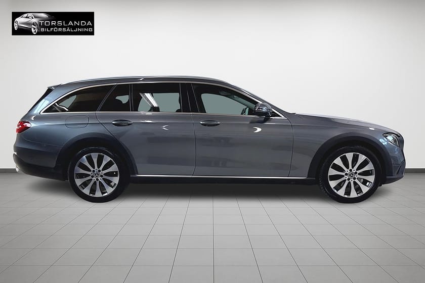 Bild 3 av Mercedes-Benz E 220 d 4MATIC All-Terrain E220d Kamera GPS Luft fjädring
