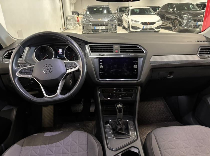 Bild 4 av Volkswagen Tiguan TSI 150 DSG drag/kamera/extraljus fram