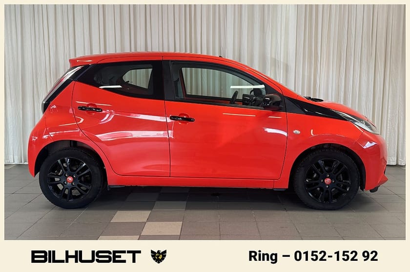Bild 2 av Toyota Aygo 1.0 VVT-i AUT X-CITE BACKKAMERA BLUETOOTH