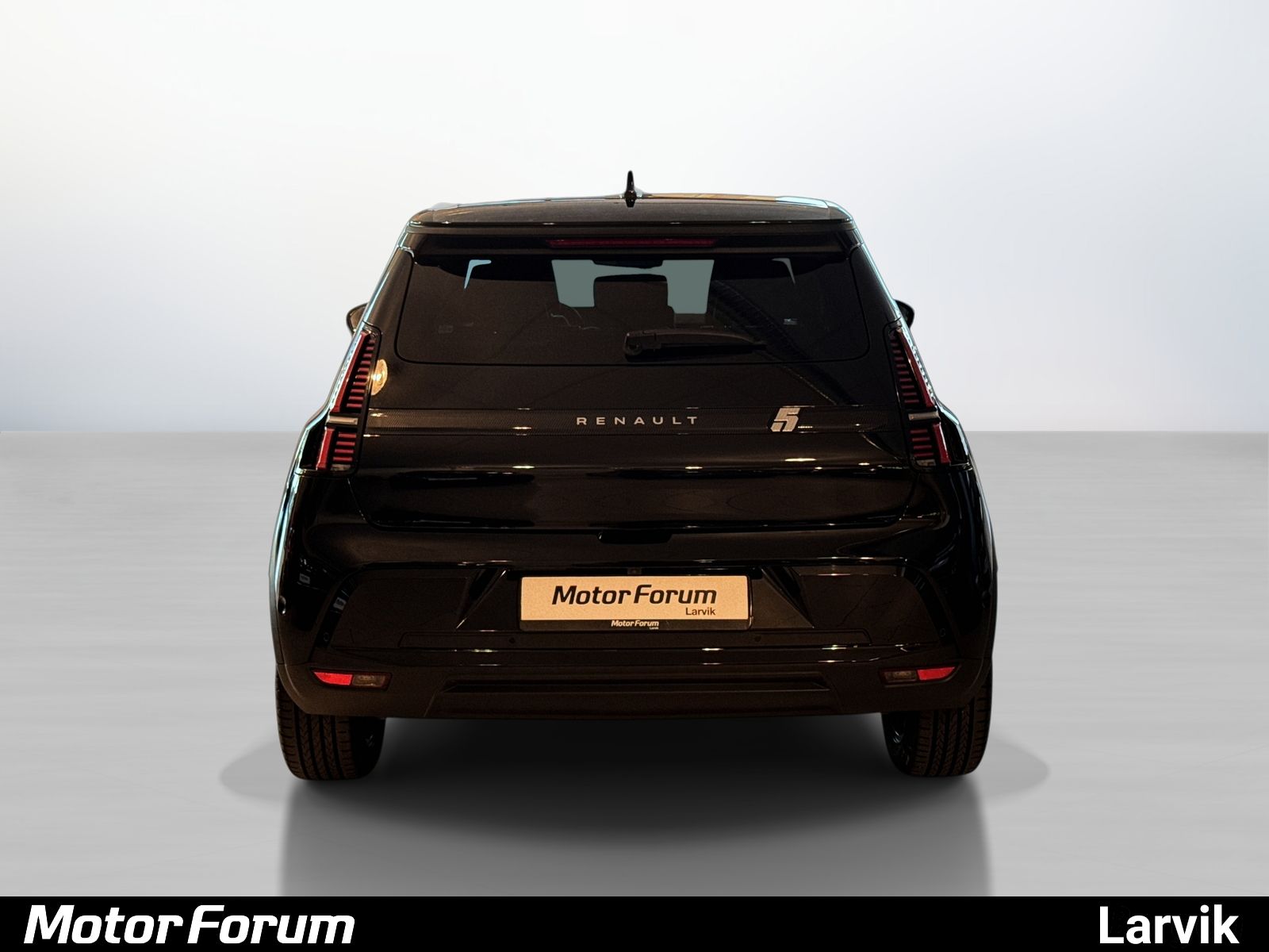 Renault 5 E-Tech 40 kWh, 122hp, 2025