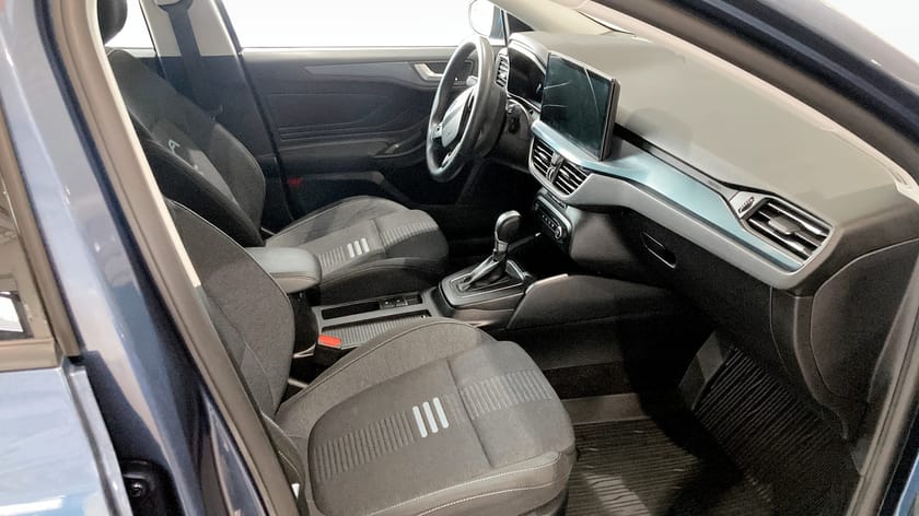 Bild 3 av Ford Focus Active Kombi 1.0 Hybrid E85 Aut 125hk 3,95% ränta!
