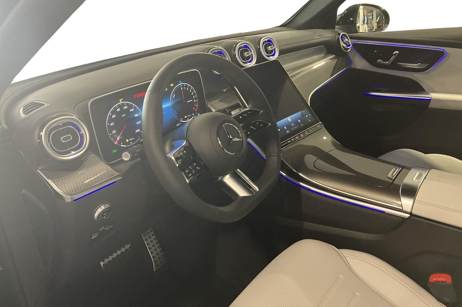 Mercedes-Benz GLC 300 e 4MATIC 2024, bild 6/10
