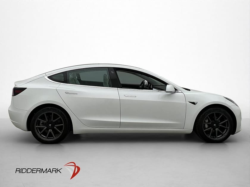 Bild 5 av Tesla Model 3 Long Range AWD Dragkrok Autopilot Svensksåld
