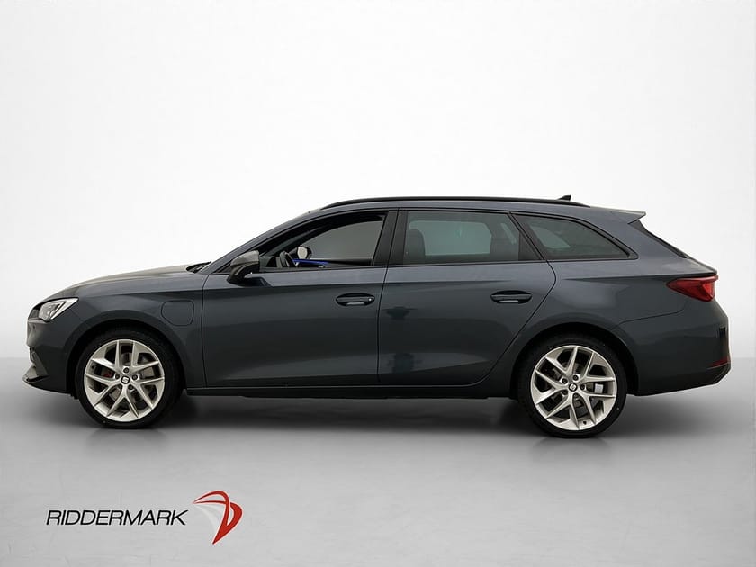 Bild 5 av SEAT León Sportstourer e-Hybrid 204hk FR Kamera Navi Ambient