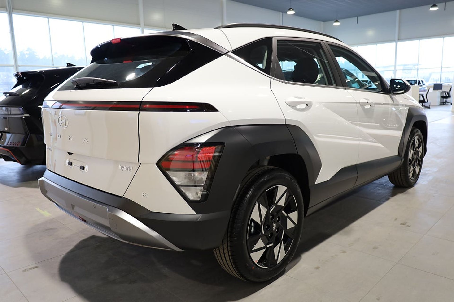 Hyundai Kona HEV Essential 2026, bild 3/23