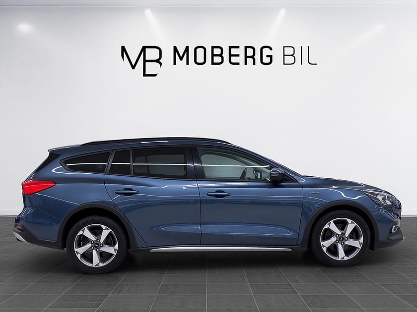 Bild 3 av Ford Focus Active Kombi 125hk Keyless PDC