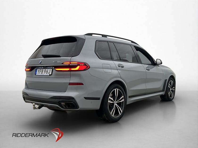 Bild 5 av BMW X7 xDrive40i M Sport B&W-Diamond Sky Lounge Luft Komfort