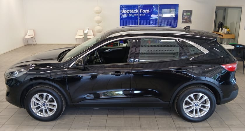 Bild 4 av Ford Kuga Plug-In Hybrid Backkamera Drag