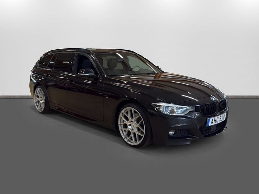 Bild 3 av BMW 320d Touring 190hk M Sport Steptronic Läder, GPS, Drag