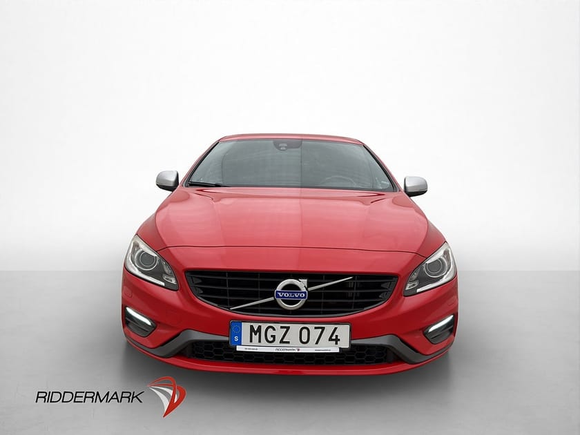 Bild 2 av Volvo S60 D3 150hk R-Design Värmare VOC Halvskinn
