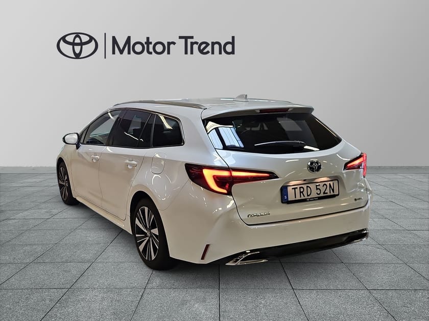 Bild 3 av Toyota Corolla Touring Sports Hybrid 1,8 STYLE