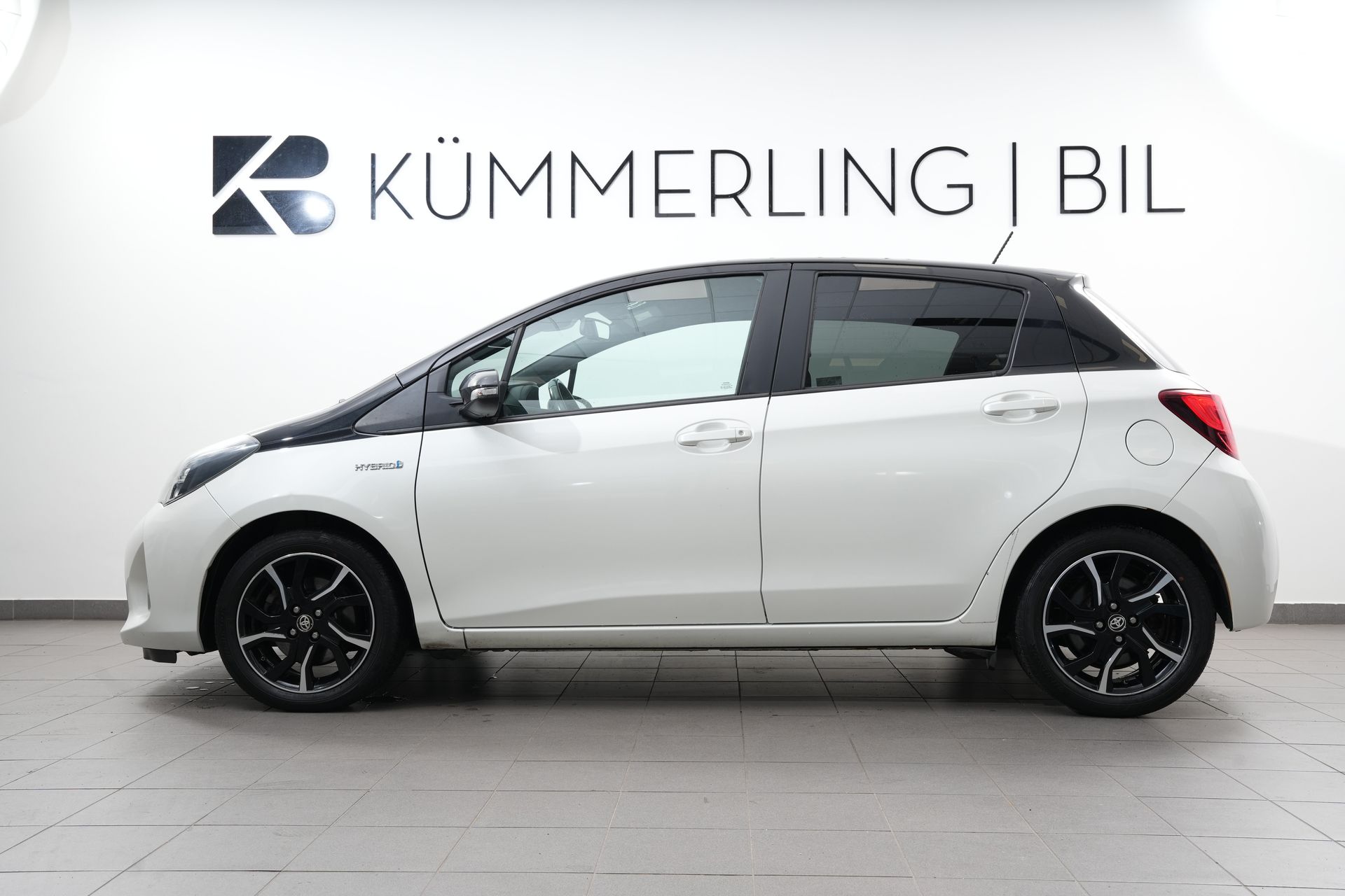 Toyota Yaris 2016, bild 2/10