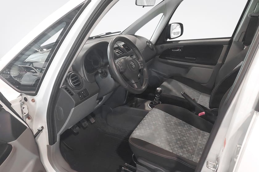 Bild 1 av Suzuki SX4 DOHC 16v 4x4 DDIS