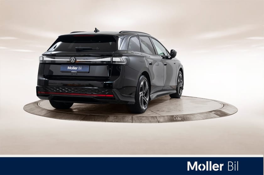 Bilde 5 av Volkswagen ID.7 GTX Tourer